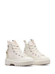 حذاء رياضة بِعروات ونعل سميك للصغار من Converse - Image 5 of 10