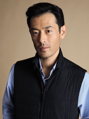 Charles Tyrwhitt Blue Weight Quilted Gilet - Image 3 of 4
