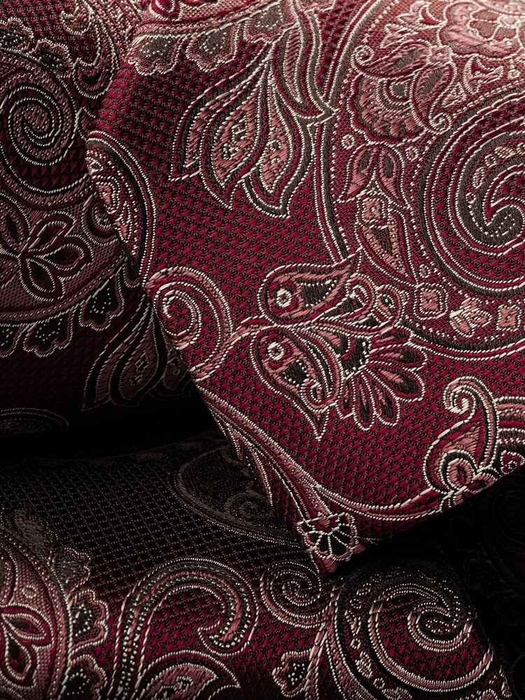 Charles Tyrwhitt Red Paisley Silk Tie - Image 2 of 2