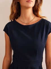 Blau/schwarz - Boden Florrie Jersey Kleid aus 100 % Baumwolle - Bild 4 von 4