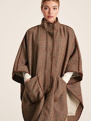 Joules Sandringham Brown Tweed Cape With Removable Fur Trim - Image 3 of 8