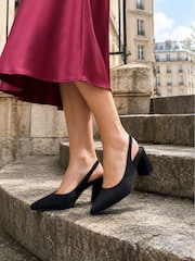 黑色 - Novo Isla Block Heel Point Court Slingbacks - 图片1 / 6