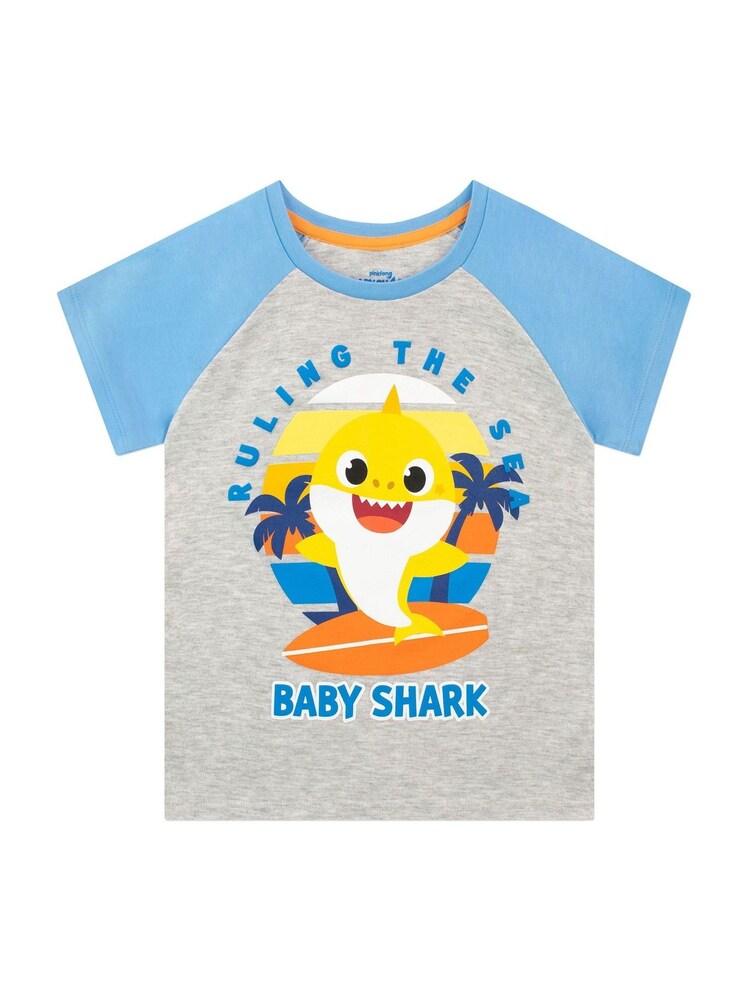 بيجامة قصيرة زرقاء بطبعة Babyshark - صورة 2 من 5 بيجامة قصيرة زرقاء بطبعة Babyshark - صورة 2 من 5