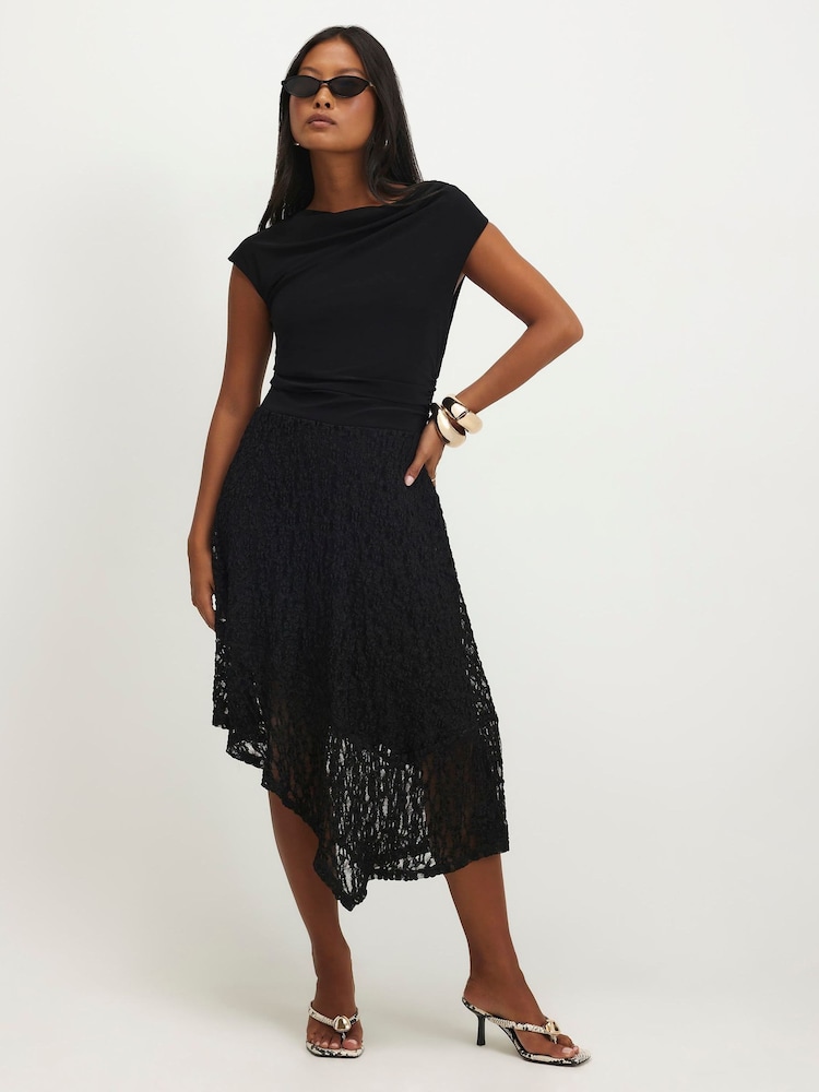 River Island Petite Lace Skirt Hybrid Drape Dress - Bild 4 von 4 River Island Petite Lace Skirt Hybrid Drape Dress - Bild 4 von 4