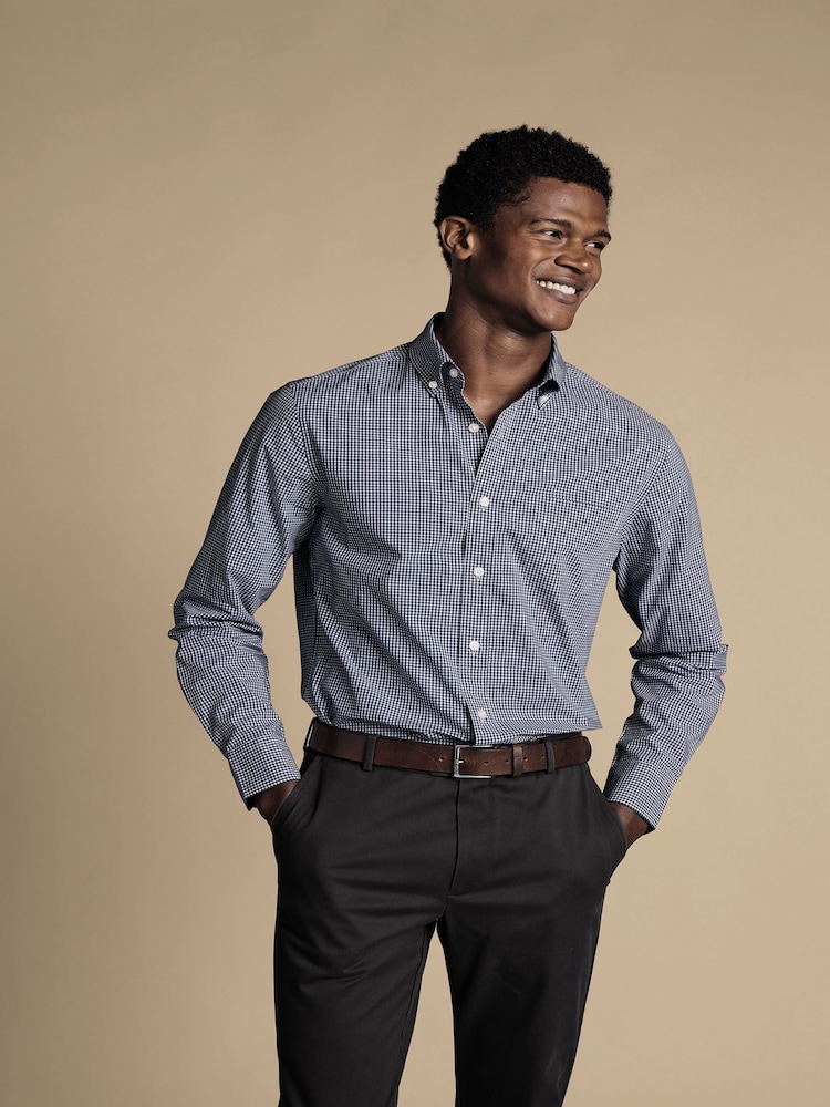 Charles Tyrwhitt Bügelfreies Hemd aus 100 % Baumwollpopeline in schmaler Passform mit Stretch und kleinen Vichy-Karos - Bild 1 von 6