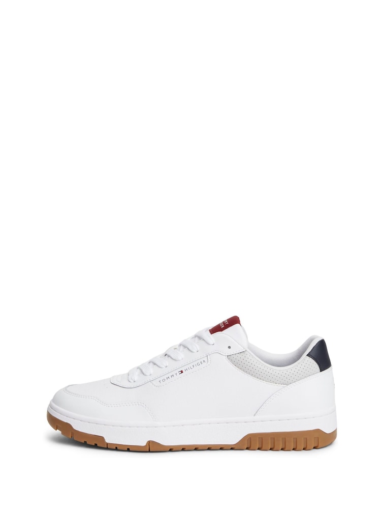 সাদা - Tommy Hilfiger Leather Basketball Trainers - 6এর মধ্যে 2 ছবি