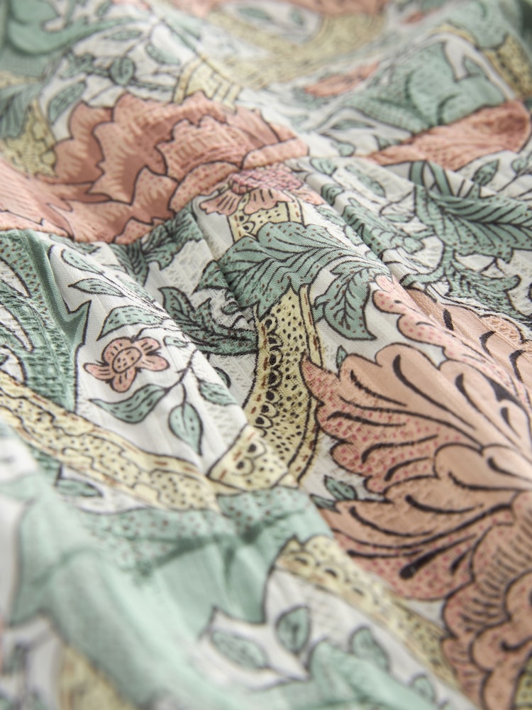 Green Morris & Co. Floral Slip - Image 7 of 7