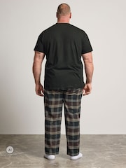 أسود - BadRhino Big & Tall Jersey Henley & Woven Bottoms Set - صورة 3 من 6