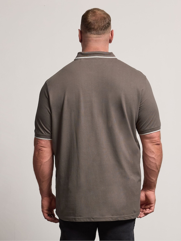 Zestaw 3 koszulek polo BadRhino Big & Tall z ozdobnym wykończeniem - Obraz 2 z 9 Zestaw 3 koszulek polo BadRhino Big & Tall z ozdobnym wykończeniem - Obraz 2 z 9
