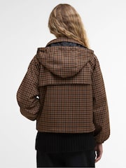 بني - سترة مقاومة للمطر Audrey من Barbour® - صورة 2 من 9