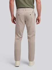 Neutralna boja - U.S. Polo Assn Textured Dobby Trousers - Slika 3 od 8