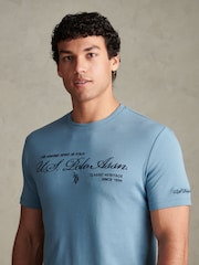 U.S. Polo Assn Premium Script Embroidered T-Shirt - Bild 2 av 5