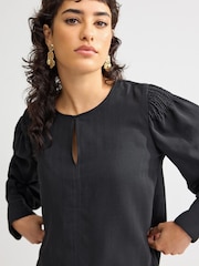Black Long Sleeve Keyhole Blouse - Image 4 of 6