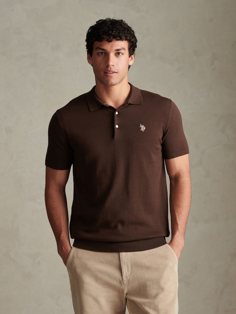 بني - قميص بولو قطن ممشط من U.S. Polo Assn. - صورة 1 من 6