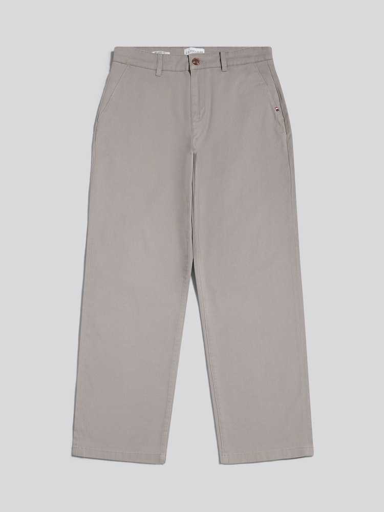 Natur - U.S. Polo Assn. Relaxed Fit Stretch Chinos - Bild 1 von 4 Natur - U.S. Polo Assn. Relaxed Fit Stretch Chinos - Bild 1 von 4