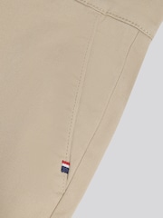 Cream - U.S. Polo Assn. Relaxed Fit Stretch Chinos - Bild 9 von 9
