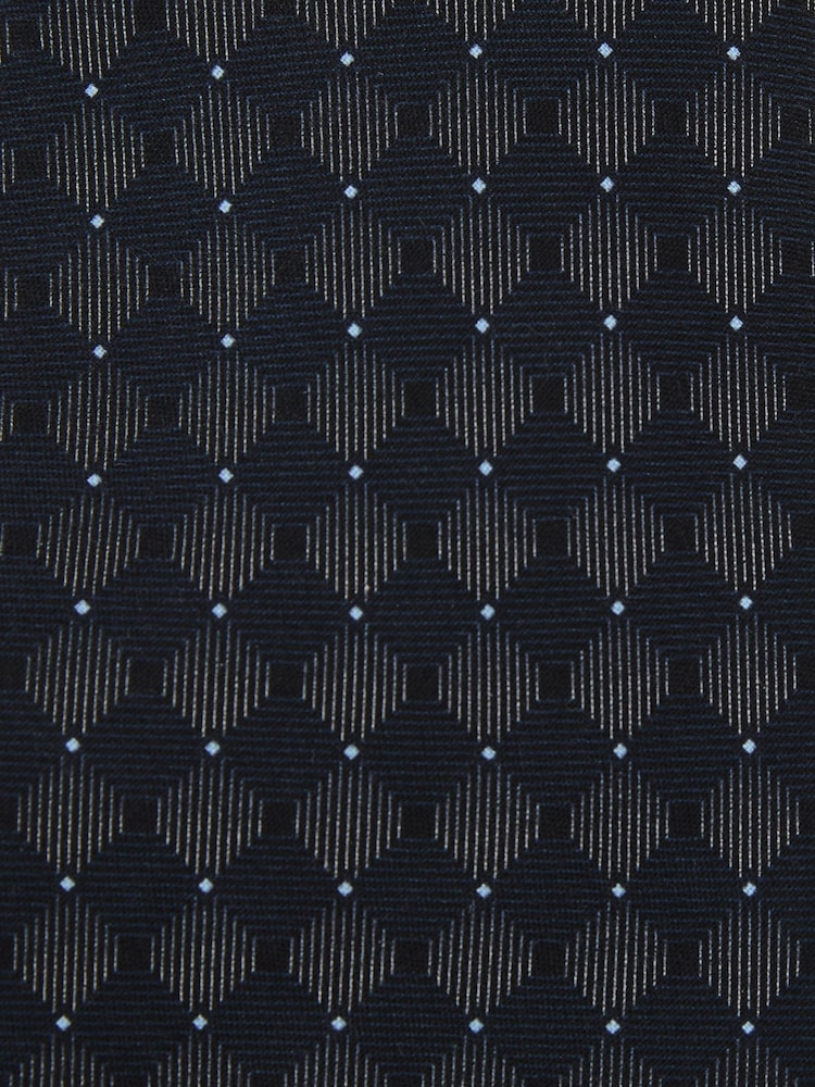 Reiss Navy Lavoro Silk-Blend Woven Tonal Diamond Tie - Image 5 of 5 Reiss Navy Lavoro Silk-Blend Woven Tonal Diamond Tie - Image 5 of 5