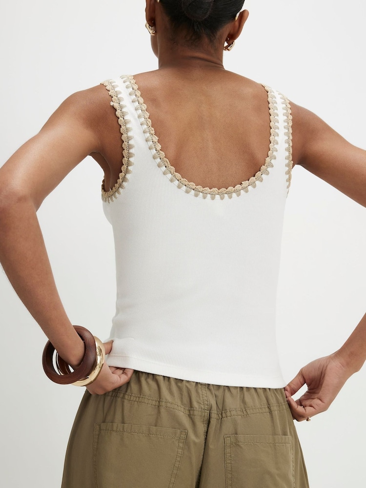 River Island White Sleeveless Whipstitch Tank Top - Image 4 of 4 River Island White Sleeveless Whipstitch Tank Top - Image 4 of 4