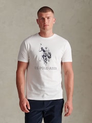 Blanco - U.S. Polo Assn. Large Double Horsemen Graphic T-Shirt - Imagen 1 de 4