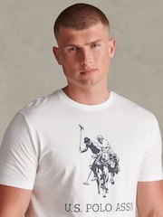 Blanco - U.S. Polo Assn. Large Double Horsemen Graphic T-Shirt - Imagen 2 de 4