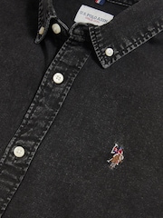قميص شامبراي بشعار فارس مزدوج من U.S. Polo Assn - صورة 2 من 3