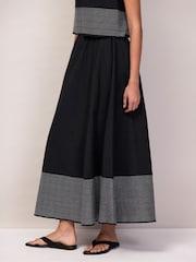 Ro&Zo Black Contrast Stitch Maxi Skirt - Image 2 of 4
