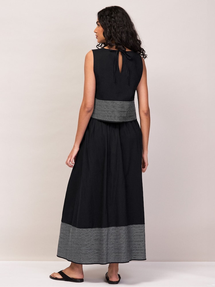 Ro&Zo Black Contrast Stitch Maxi Skirt - Image 4 of 4