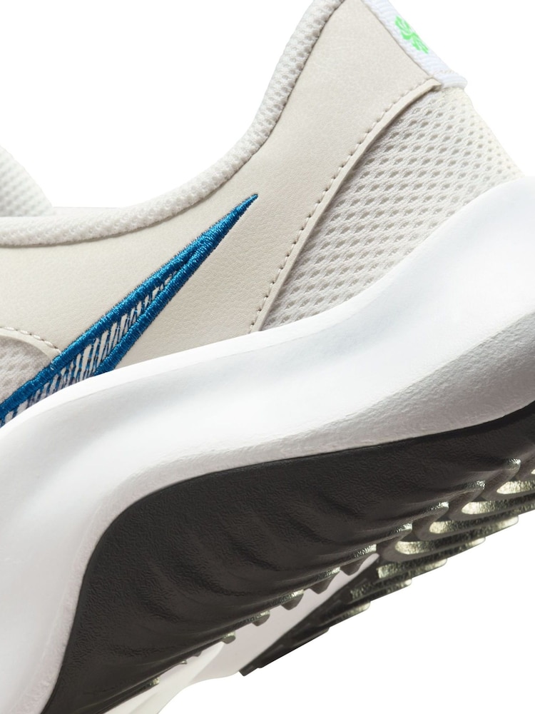 Nike White/Blue Legend Essential 3 Gym Trainers - Image 11 of 11