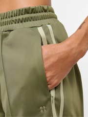 Bracken Grön - Sweaty Betty Revival Pintuck Sidorandiga Wide Leg Byxor - Bild 4 av 6