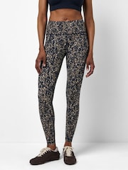 Blue Cascade Print - Leggings para entrenamiento intenso de Sweaty Betty - Imagen 2 de 6