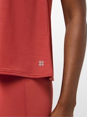 Қызыл - Sweaty Betty Soft Flow Studio кілт тесігі бар майка - 6суретінің 4 суреті