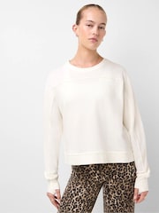 Hvid - Sweaty Betty After Class Seam Detail Crop Sweatshirt - Billede 4 af 6