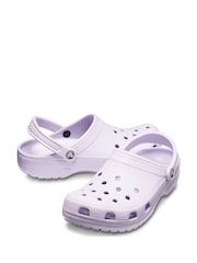 خف بنعل سميك كلاسيكي للكبار من Crocs - صورة 3 من 5
