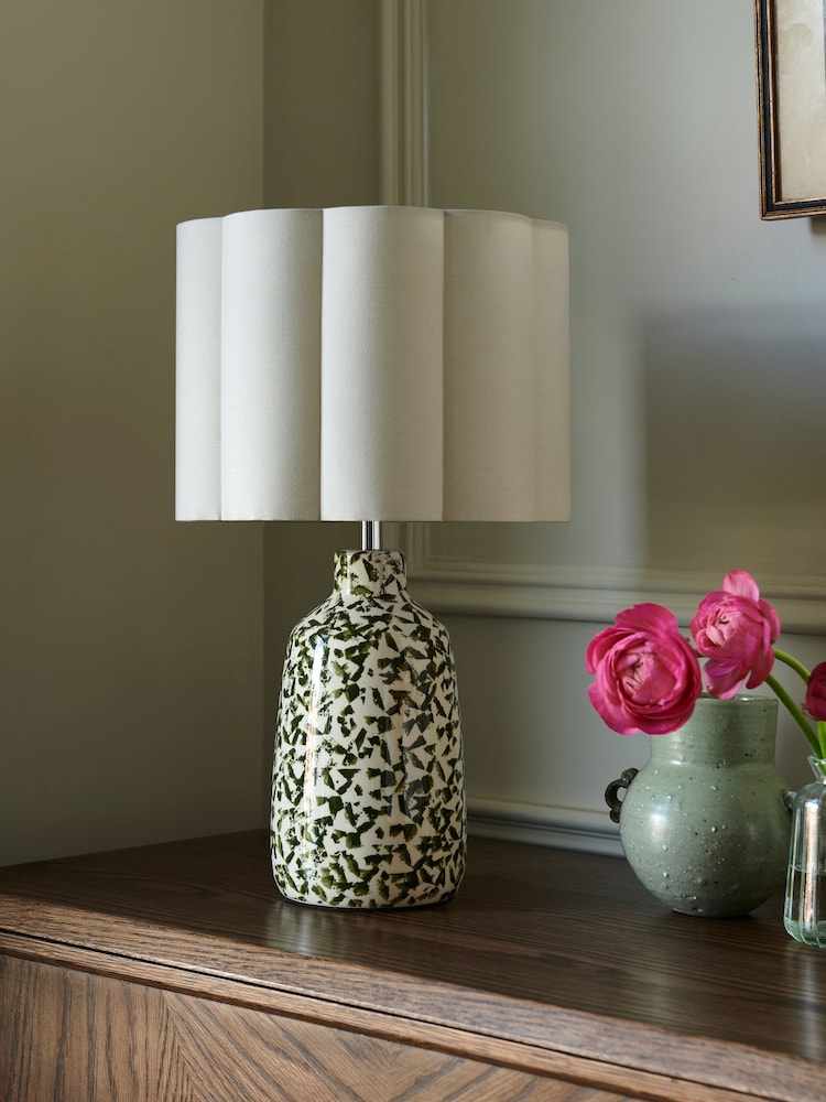 Nina Campbell Green Chester Table Lamp - Image 2 of 4