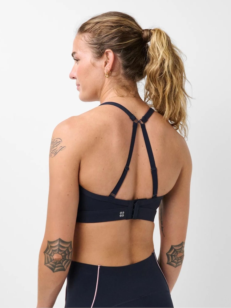 Azul - Sujetador deportivo EmPower de Sweaty Betty - Imagen 2 de 6 Azul - Sujetador deportivo EmPower de Sweaty Betty - Imagen 2 de 6