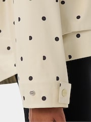 Sweaty Betty Cream Motion Waterproof Cropped Parka - Image 5 of 6