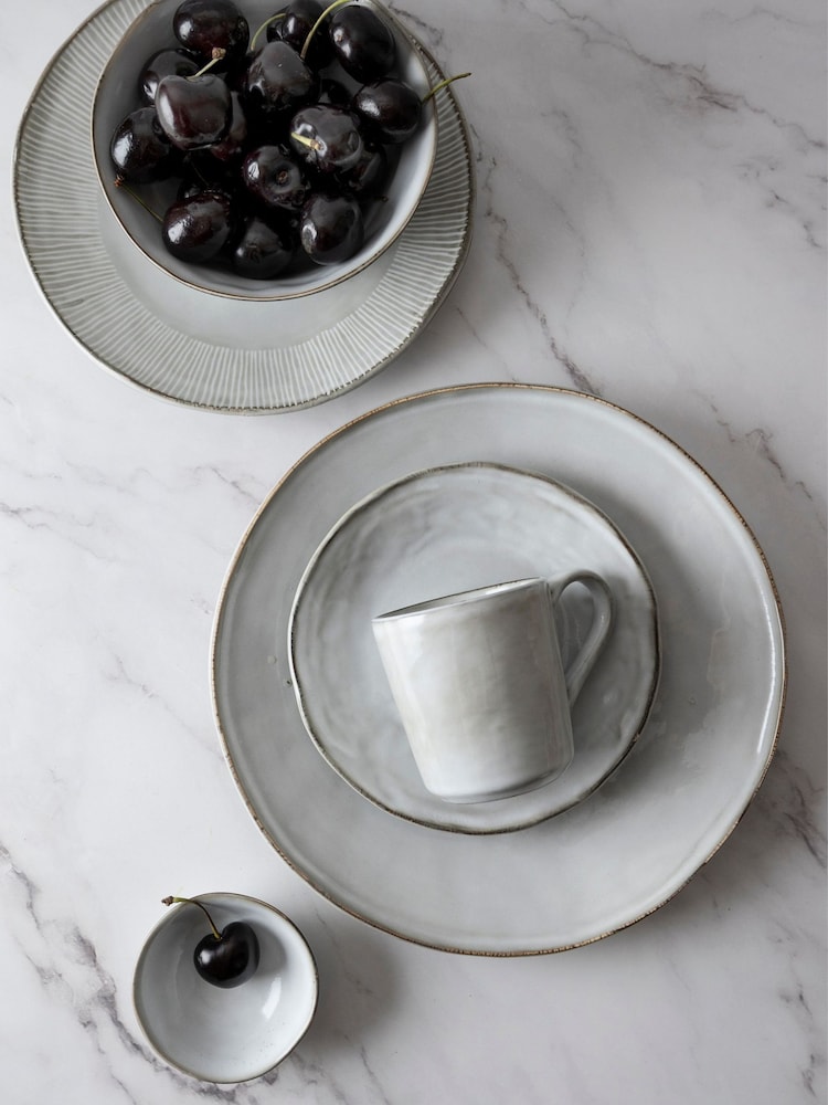 Dutch Rose Set of 4 Grey Mugs - Image 2 of 4