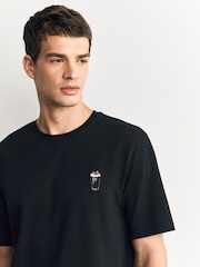 Black Christmas Guinness Plain Embroidered T-Shirt - Image 5 of 8