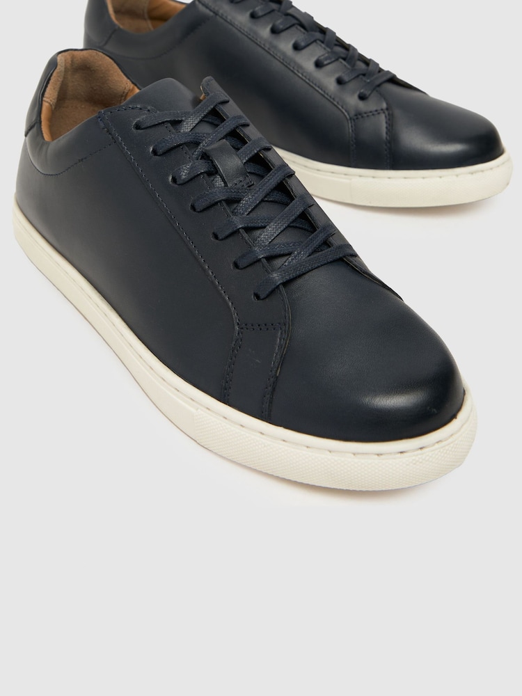 Schuh Wayne Leather Trainers - Image 4 of 4