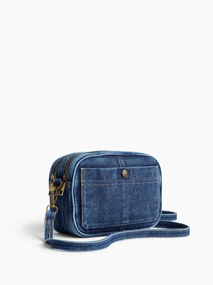 Gap Dark Wash Denim Pocket Crossbody Bag - Image 2 of 4 Gap Dark Wash Denim Pocket Crossbody Bag - Image 2 of 4