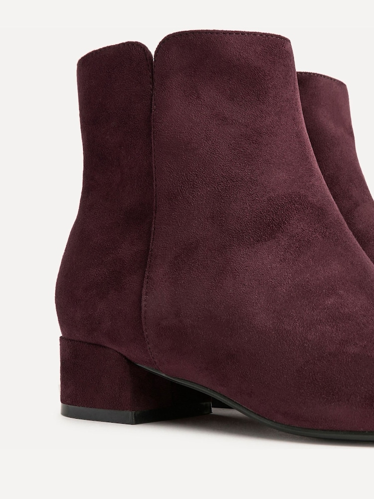أحمر - Linzi Outline Low Block Heeled Ankle Boots - صورة 5 من 5 أحمر - Linzi Outline Low Block Heeled Ankle Boots - صورة 5 من 5