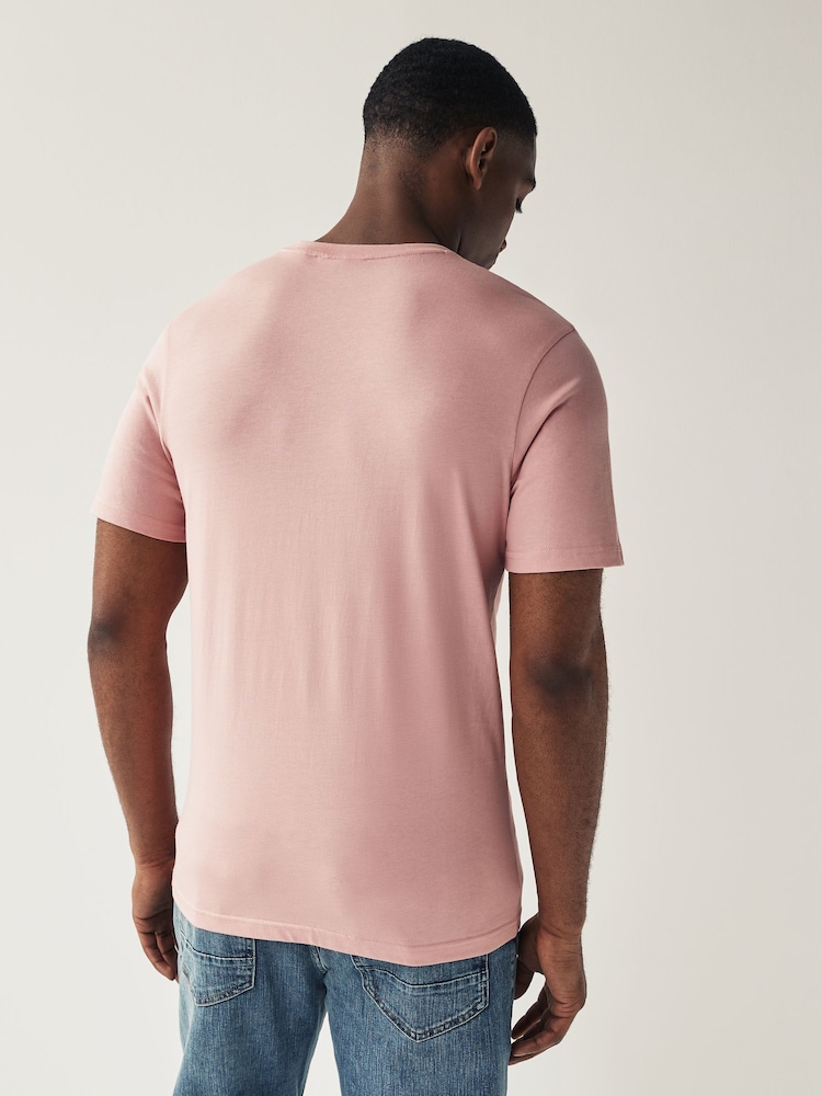 Lyle & Scott Palm Pink Big Crew Neck T-Shirt - Image 2 of 3