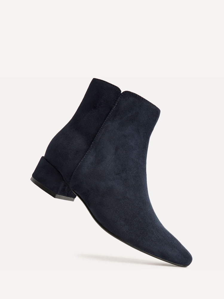 أزرق - Linzi Outline Low Block Heeled Ankle Boots - صورة 5 من 5 أزرق - Linzi Outline Low Block Heeled Ankle Boots - صورة 5 من 5