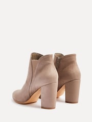 Linzi Cream Freda Block Heeled Ankle Boots - Image 4 of 5
