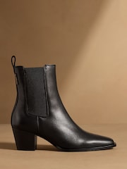 Svart skinn - Russell & Bromley Calle Block Heel Chelsea Boots - Bilde 2 av 7