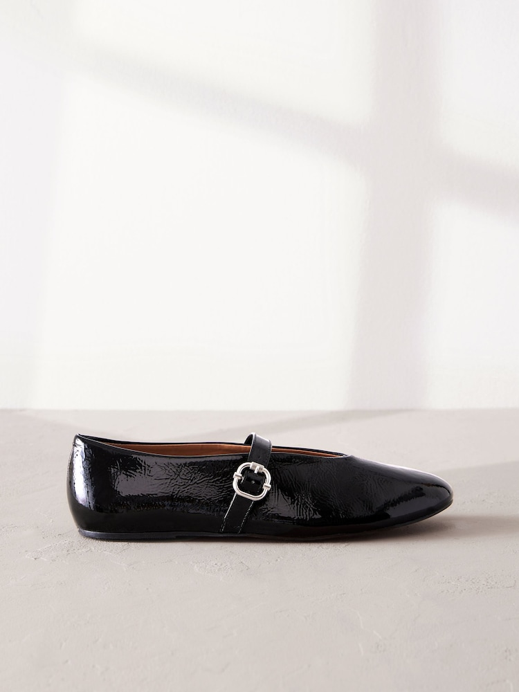 Schwarz - Signature – Mary-Jane-Schuhe aus Leder mit Standard-/breiter Passform - Bild 2 von 6 Schwarz - Signature – Mary-Jane-Schuhe aus Leder mit Standard-/breiter Passform - Bild 2 von 6