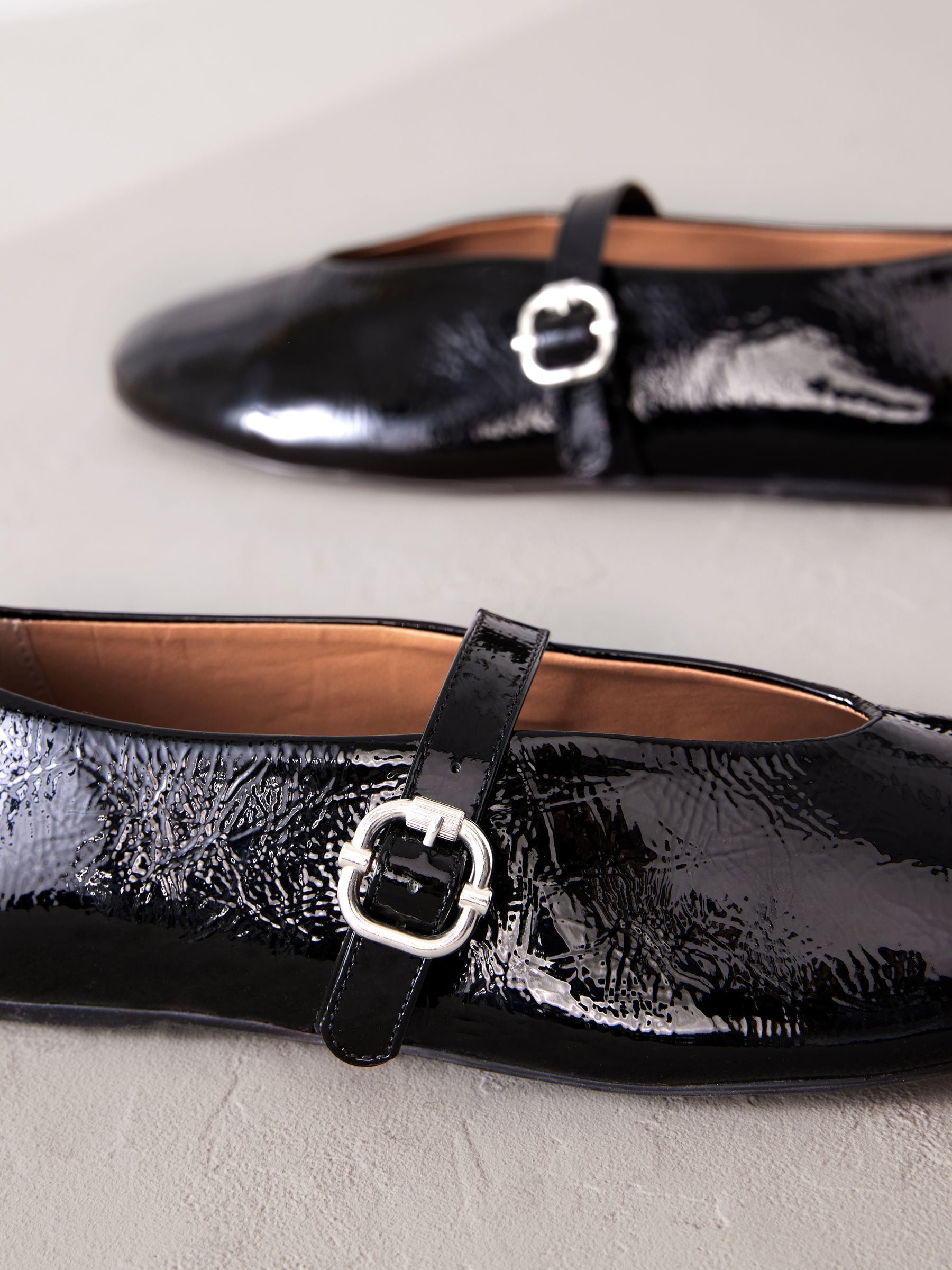 ★ PAES★ l Stud Mary Jane Black M05-MSMJB Mary Jane / Black Leather Studs