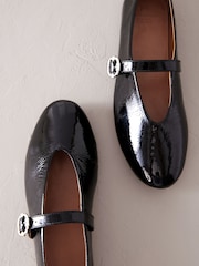 Black Standard/Wide Fit Signature Leather Mary Jane Shoes - Image 4 of 6