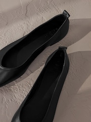 črna - Signature Square Toe Leather balerinke - Slika 6 iz 6