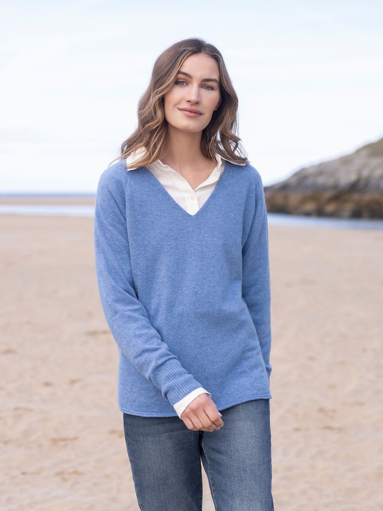 Celtic & Co. Blue Geelong Slouch V Jumper - Image 1 of 7